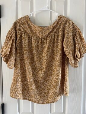 Mustard Floral Puff-Sleeve Blouse